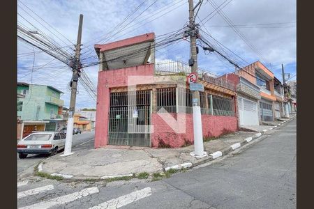 4_photo/94ceffeab1.3e6957092a4c223d-ATLAS-462bdc05-b567-4c5b-a8f4-3e892917152f.jpg de casa à venda com 2 quartos, 120m² em Jardim Roberto, Osasco