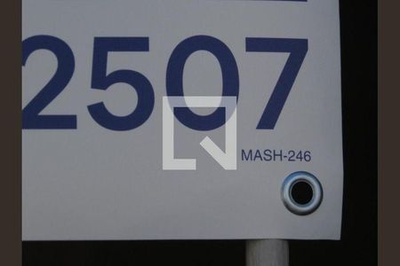 44_photo/94cefff1f5.144fefd78de46003-ATLAS-37e21acf-ef58-4e4c-81a4-3124cc93c697.jpg de casa à venda com 2 quartos, 170m² em Veloso, Osasco