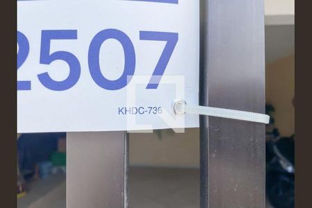 41_photo/94cefff2d9.8e927f3430f5a69c-ATLAS-926eddcf-815d-4ee2-bf70-219945ecfe20.jpg de casa à venda com 4 quartos, 280m² em Veloso, Osasco