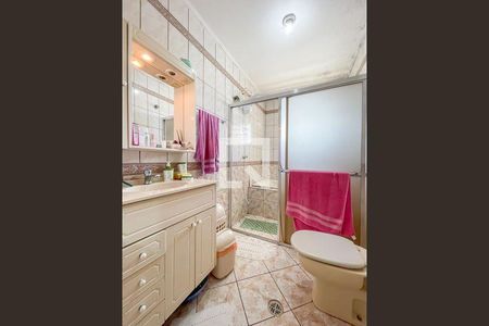 18_photo/94cefff2d9.8e927f3430f5a69c-ATLAS-99caecc7-83ca-4417-b59b-e82d7fabe6cc.jpg de casa à venda com 4 quartos, 280m² em Veloso, Osasco