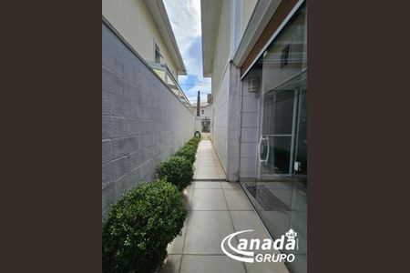 5_photo/94cf000029.90815beb1e5b67c8-ATLAS-9c73ca97-36b8-43ed-b676-d9ffc595fca3.jpg de casa à venda com 3 quartos, 110m² em Chácara São Domingos, Carapicuíba