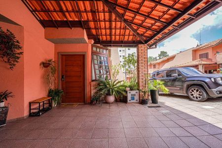 47_photo/94cf000057.235b0d64cbaeeb21-ATLAS-7ff0b788-0f87-4a2f-ae79-3aa0f6660661.jpg de casa de condomínio para alugar com 3 quartos, 202m² em Jardim Marilu, Carapicuíba
