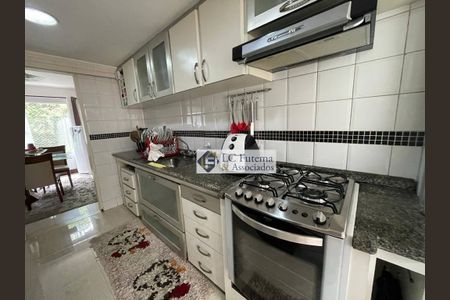 3_photo/94cf000389.ead0744c2329e0c8-ATLAS-2b483383-9a65-498b-bdee-b4e7f3204c05.jpg de casa de condomínio à venda com 3 quartos, 136m² em Jardim Marilu, Carapicuíba