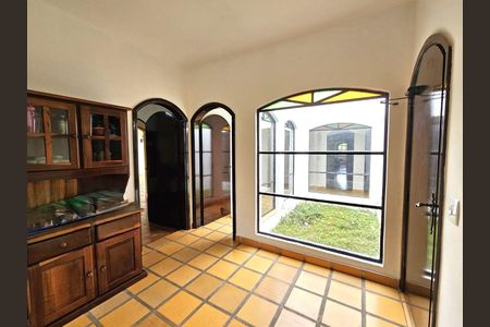 4_photo/94cf00062d.7a69ff73eb43ff8d-ATLAS-1b62b1d9-974a-4e93-9ba6-3e170f0fd64c.jpg de casa à venda com 5 quartos, 500m² em Chácara Granja Velha, Carapicuíba