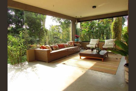 10_photo/94cf000743.ae537c11cfa6cc3a-ATLAS-2bf6ea64-ee7f-452b-a46b-6171b62bb4cb.jpg de casa à venda com 4 quartos, 1000m² em Chácara do Refúgio, Carapicuíba