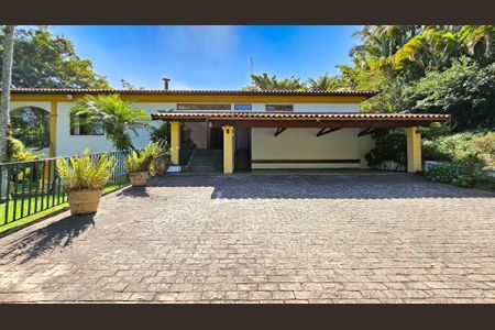 5_photo/94cf0007a9.ad6cb26ada8414aa-ATLAS-e12b839d-96c7-43dd-af22-24a8ccd6bc86.jpg de casa de condomínio à venda com 4 quartos, 777m² em Chácara Granja Velha, Carapicuíba