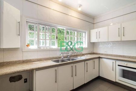 41_photo/94cf0007f7.cc80a849dbb3670d-ATLAS-23c7f9c4-811d-4e9d-8c25-53eb80f1866a.jpg de casa de condomínio à venda com 3 quartos, 456m² em Granja Viana, Cotia