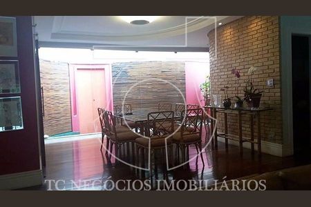 8_photo/94cf00080f.826aa08d214c4ef3-ATLAS-40d20826-1a9b-4d20-8a1f-dd762120b1f7.jpg de casa à venda com 3 quartos, 320m² em Chácara Granja Velha, Cotia
