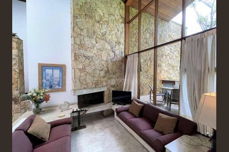 25_photo/94cf000829.b88c9f23dde11cca-ATLAS-a564fa1e-eef5-4f63-8dc9-1a877a42c1b0.jpg de casa para alugar com 3 quartos, 932m² em Granja Viana, Cotia