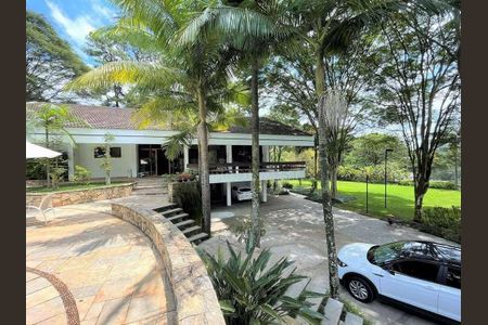 51_photo/94cf000829.b88c9f23dde11cca-ATLAS-c740c8c7-33bd-4cea-9d64-3a09e533aef5.jpg de casa para alugar com 3 quartos, 932m² em Granja Viana, Cotia