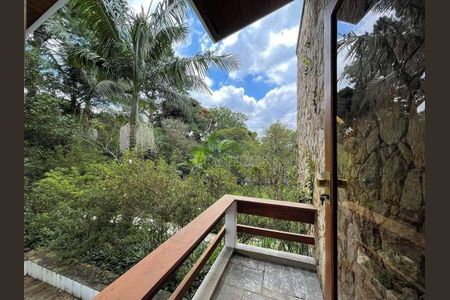 81_photo/94cf000829.b88c9f23dde11cca-ATLAS-e3ed134e-99a0-44d6-bc39-715006eda6c6.jpg de casa para alugar com 3 quartos, 932m² em Granja Viana, Cotia