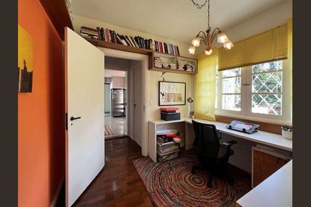 22_photo/94cf000887.e6e1c947b02cf8fb-ATLAS-9c66bafb-8e88-49e9-ab62-bd5d5feb4e59.jpg de casa à venda com 5 quartos, 804m² em Parque Frondoso, Carapicuíba