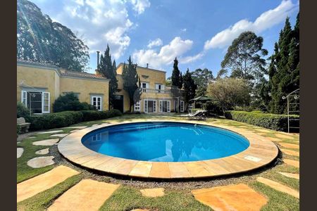 4_photo/94cf0008b1.5b1ffa6849bccbd1-ATLAS-11a3c6b8-2c8a-4ac3-a848-72c22549f191.jpg de casa à venda com 6 quartos, 800m² em Palos Verdes, Carapicuíba