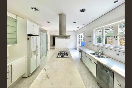 10_photo/94cf0008b1.5b1ffa6849bccbd1-ATLAS-2177180e-62b9-4ce2-b0c3-df02f2e27ca8.jpg de casa à venda com 6 quartos, 800m² em Palos Verdes, Carapicuíba