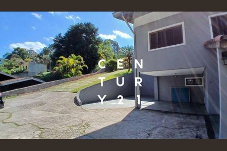 23_photo/94cf0008bb.eda30562fec2c246-ATLAS-d1b5b843-a38d-46d2-b219-7fdde4664a5c.jpg de casa à venda com 3 quartos, 253m² em Palos Verdes, Carapicuíba