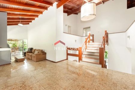 42_photo/94cf000951.1ee954665fa22826-ATLAS-a747657f-7352-45c5-b2d1-93a1cd3d40f0.jpg de casa de condomínio à venda com 5 quartos, 550m² em Palos Verdes, Carapicuíba