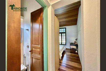 30_photo/94cf000957.821bca6a381fcd78-ATLAS-6adce4b0-e4b5-422f-82b6-be8836e6b10d.jpg de casa à venda com 3 quartos, 362m² em Palos Verdes, Carapicuíba