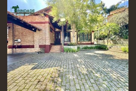 13_photo/94cf000957.821bca6a381fcd78-ATLAS-9bdf949d-3f24-4f5e-baa7-55160da2fc8b.jpg de casa à venda com 3 quartos, 362m² em Palos Verdes, Carapicuíba