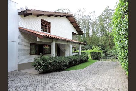 2_photo/94cf000963.97484f792a469e2d-ATLAS-7aeb58d1-522d-4a6e-85e1-ebe659cd23ac.jpg de casa à venda com 5 quartos, 750m² em Palos Verdes, Cotia