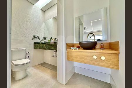 8_photo/94cf000993.fbcd7a2e7ac63d93-ATLAS-348c1faa-5aa4-4810-9b6e-e8241ec82a5b.jpg de casa de condomínio à venda com 7 quartos, 275m² em Vila Santo Antônio, Cotia