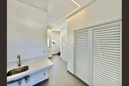 11_photo/94cf000993.fbcd7a2e7ac63d93-ATLAS-4db96698-82e1-44eb-a623-db2c061b736f.jpg de casa de condomínio à venda com 7 quartos, 275m² em Vila Santo Antônio, Cotia