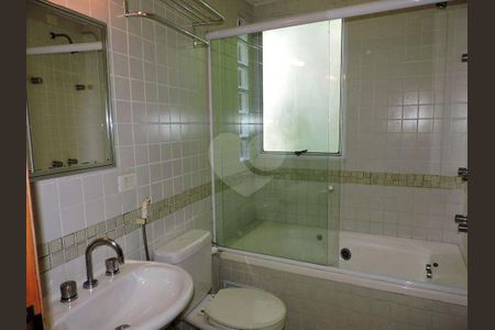 10_photo/94cf000993.fbcd7a2e7ac63d93-ATLAS-ad5d9215-85a1-42c4-8b32-e392bf0040cc.jpg de casa de condomínio à venda com 3 quartos, 275m² em Vila Santo Antônio, Cotia