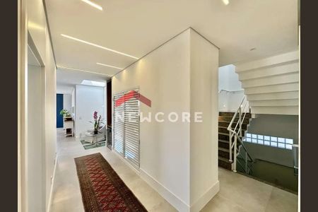 33_photo/94cf0009ed.0176ad22bcbf6d3f-ATLAS-d7386cab-ebeb-410f-8d63-8ae24b03877b.jpg de casa à venda com 7 quartos, 547m² em Palos Verdes, Cotia