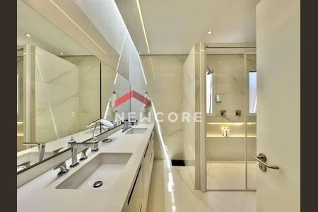 39_photo/94cf0009ed.0176ad22bcbf6d3f-ATLAS-e062e52d-0ece-4d0b-8a1f-a73ae8bfa53a.jpg de casa à venda com 7 quartos, 547m² em Palos Verdes, Cotia