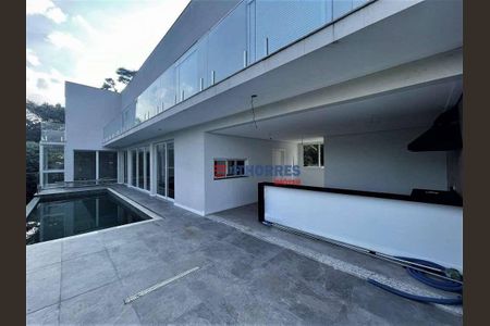 10_photo/94cf000ab5.40792d5e828b0cf7-ATLAS-3c9607d2-43c4-4bdc-b5d3-18e4b7a6dd88.jpg de casa à venda com 4 quartos, 436m² em Parque Silvino Pereira, Carapicuíba