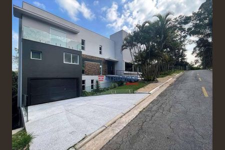 3_photo/94cf000ab5.40792d5e828b0cf7-ATLAS-719b610a-114b-4e8e-a71f-6bfd596ccbff.jpg de casa à venda com 4 quartos, 436m² em Parque Silvino Pereira, Carapicuíba