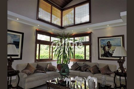 2_photo/94cf000bdf.ceff8192393c33de-ATLAS-10649503-0c4b-4df5-807c-77c6fa0b8dfc.jpg de casa à venda com 5 quartos, 750m² em Palos Verdes, Cotia