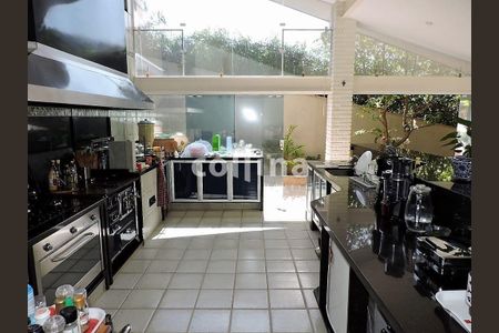 8_photo/94cf000bdf.ceff8192393c33de-ATLAS-27be7d77-8149-413d-aa02-189a4ae234fc.jpg de casa à venda com 5 quartos, 750m² em Palos Verdes, Cotia