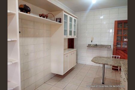 5_photo/94cf000c07.4b31ccbd07ec468b-ATLAS-2b2e7e45-ccda-4740-9427-3dafdbcad529.jpg de casa à venda com 3 quartos, 320m² em Palos Verdes, Carapicuíba