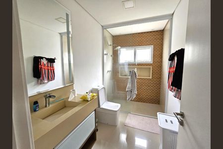 17_photo/94cf000c17.ad6cb26ada8414aa-ATLAS-f2017561-d3e9-43d6-882b-3ffd2f7776b2.jpg de casa de condomínio à venda com 4 quartos, 965m² em Palos Verdes, Carapicuíba