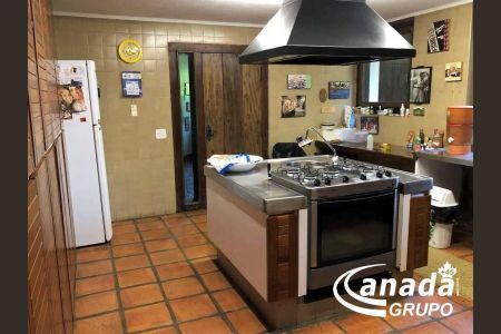 11_photo/94cf000c95.732b7fd8aaa5f07d-ATLAS-d5e9dd00-3c01-4e4b-b4b3-0a039fb23087.jpg de casa para alugar com 3 quartos, 698m² em Chácara São João, Carapicuíba