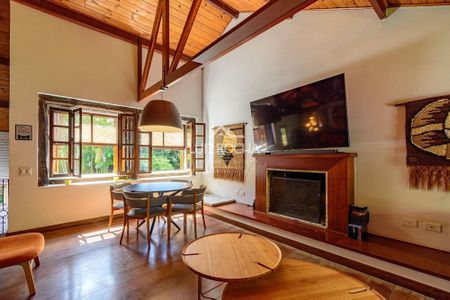 10_photo/94cf000ca5.ceff8192393c33de-ATLAS-653be6c6-be92-4dab-8a02-2be26a94ae49.jpg de casa de condomínio à venda com 4 quartos, 390m² em Chácara São João, Carapicuíba