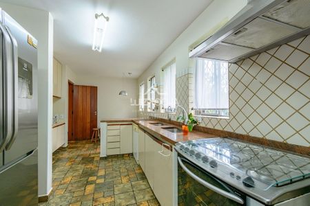 26_photo/94cf000ca5.ceff8192393c33de-ATLAS-da31e40f-484b-4f71-affe-7593d1c90cd7.jpg de casa de condomínio à venda com 4 quartos, 390m² em Chácara São João, Carapicuíba