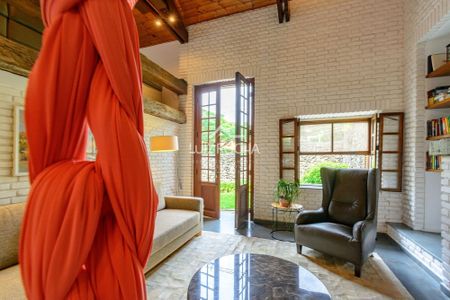 11_photo/94cf000ca5.ceff8192393c33de-ATLAS-e7f4a20e-af4c-4014-8200-2e52759b784b.jpg de casa de condomínio à venda com 4 quartos, 390m² em Chácara São João, Carapicuíba