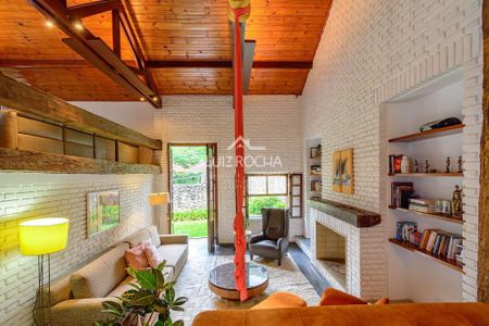 10_photo/94cf000ca5.ceff8192393c33de-ATLAS-f52a82b2-e71e-4e18-9564-a15cdc4a524e.jpg de casa de condomínio à venda com 4 quartos, 390m² em Chácara São João, Carapicuíba