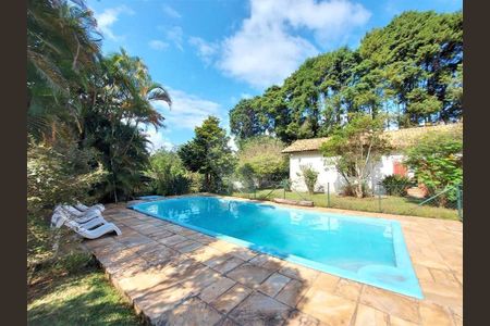 7_photo/94cf000cab.dc8bbd111761e841-ATLAS-164620c2-da8f-48be-bc5d-76e2407d2e9a.jpg de casa de condomínio à venda com 3 quartos, 535m² em Chácara dos Lagos, Carapicuíba