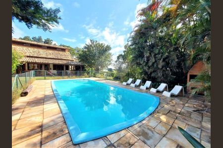 10_photo/94cf000cab.dc8bbd111761e841-ATLAS-26ad956f-292d-4314-9bb5-9f2da4aba0a9.jpg de casa de condomínio à venda com 3 quartos, 535m² em Chácara dos Lagos, Carapicuíba