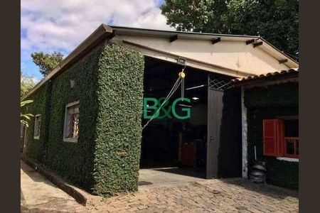 9_photo/94cf000cab.dc8bbd111761e841-ATLAS-b5b06ab8-d3f4-459f-91c6-52e9b2d5ba25.jpg de casa de condomínio à venda com 3 quartos, 535m² em Chácara dos Lagos, Carapicuíba