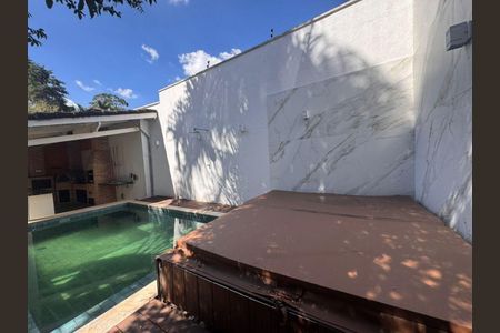 4_photo/94cf000e03.5cacb5cd1a05b02e-ATLAS-1add0da2-7a24-4b47-a160-c4b05eece3b9.jpg de casa de condomínio à venda com 3 quartos, 250m² em Palos Verdes, Carapicuíba