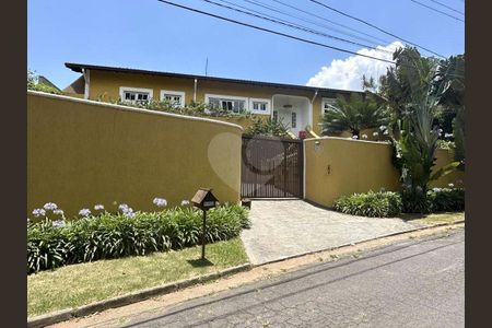 12_photo/94cf000ed3.f6ee4f8dca2fb9c7-ATLAS-04c8c19a-9c1c-424e-b46f-ca6ad8e2f0a5.jpg de casa de condomínio à venda com 4 quartos, 1290m² em Palos Verdes, Carapicuíba