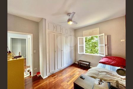 3_photo/94cf000ed3.f6ee4f8dca2fb9c7-ATLAS-e502818d-be26-4fc0-b593-b69ddc90e359.jpg de casa de condomínio à venda com 4 quartos, 1290m² em Palos Verdes, Carapicuíba