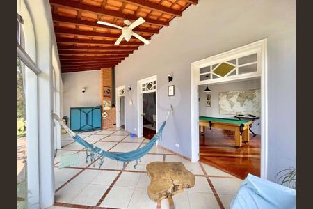 5_photo/94cf000ed3.f6ee4f8dca2fb9c7-ATLAS-fdb2aa2e-b8cc-4dad-b3f4-689fbd79217d.jpg de casa de condomínio à venda com 4 quartos, 1290m² em Palos Verdes, Carapicuíba