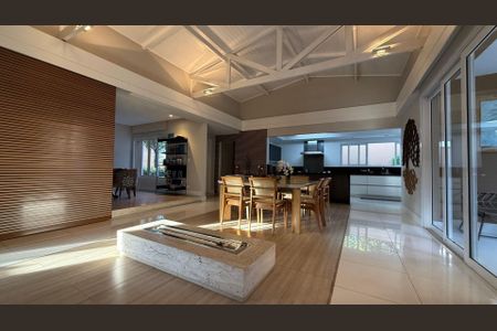 10_photo/94cf000ef7.15f4a19d538e62fb-ATLAS-cc3e726b-dec8-4e0d-93fc-0ef22197b976.jpg de casa de condomínio à venda com 4 quartos, 550m² em Palos Verdes, Carapicuíba