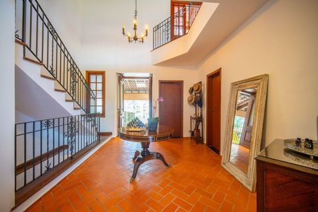 8_photo/94cf000f03.7a37549eceeba21f-ATLAS-681fbce7-9451-4e1f-aa34-b4c4ab917774.jpg de casa de condomínio à venda com 4 quartos, 417m² em Palos Verdes, Carapicuíba