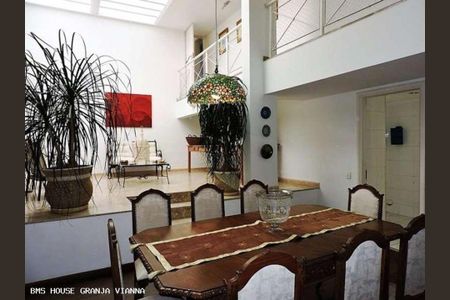 10_photo/94cf000fcb.98319c766f537efd-ATLAS-5d37d5f7-a2d3-45d9-8046-045037ba98c4.jpg de casa à venda com 5 quartos, 804m² em Palos Verdes, Carapicuíba