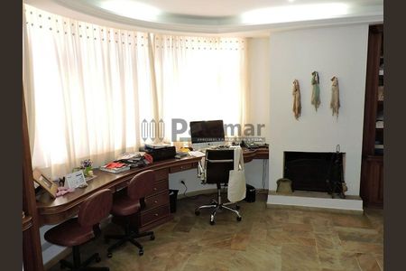 13_photo/94cf000fcb.98319c766f537efd-ATLAS-d41b1d46-51ed-49fa-9517-85b38cbda3eb.jpg de casa à venda com 5 quartos, 804m² em Palos Verdes, Carapicuíba